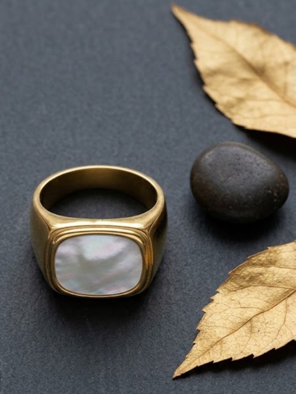 Mother of Pearl Signet Ring Chunky Gold PVD 18K Stainless Steel Old Money Size 9 - Picture 10 of 17